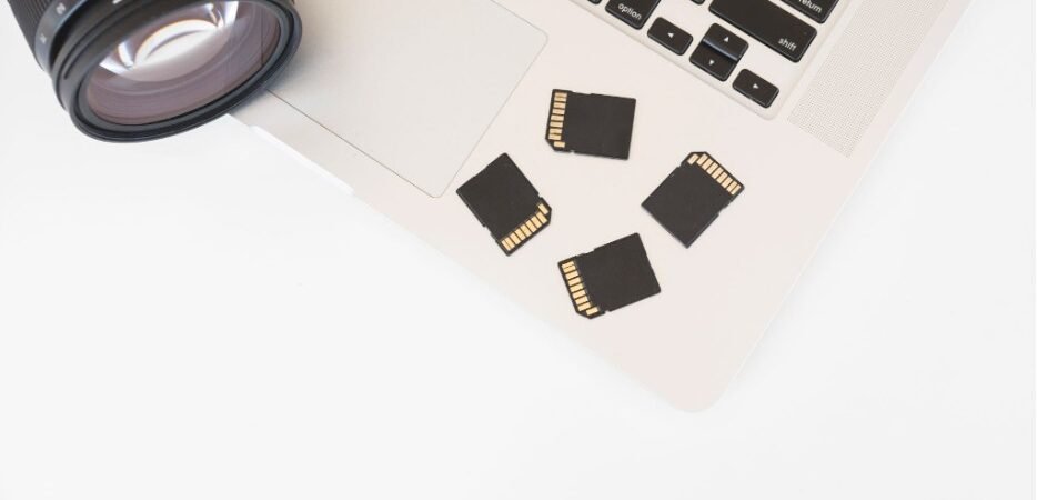 Best Memory Card Reader for Photographers Who Hate Slow Transfers