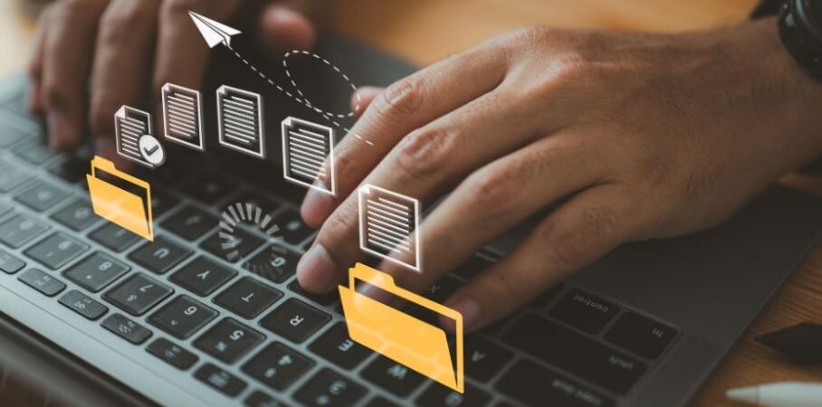 How to Move Files From an Old PC to a New PC