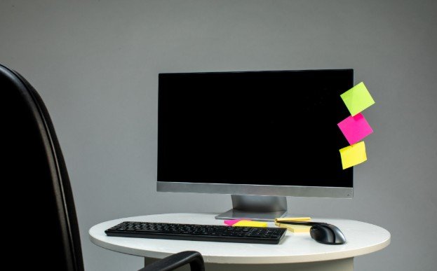 What Should You Check First When Windows 11 Feels Slow