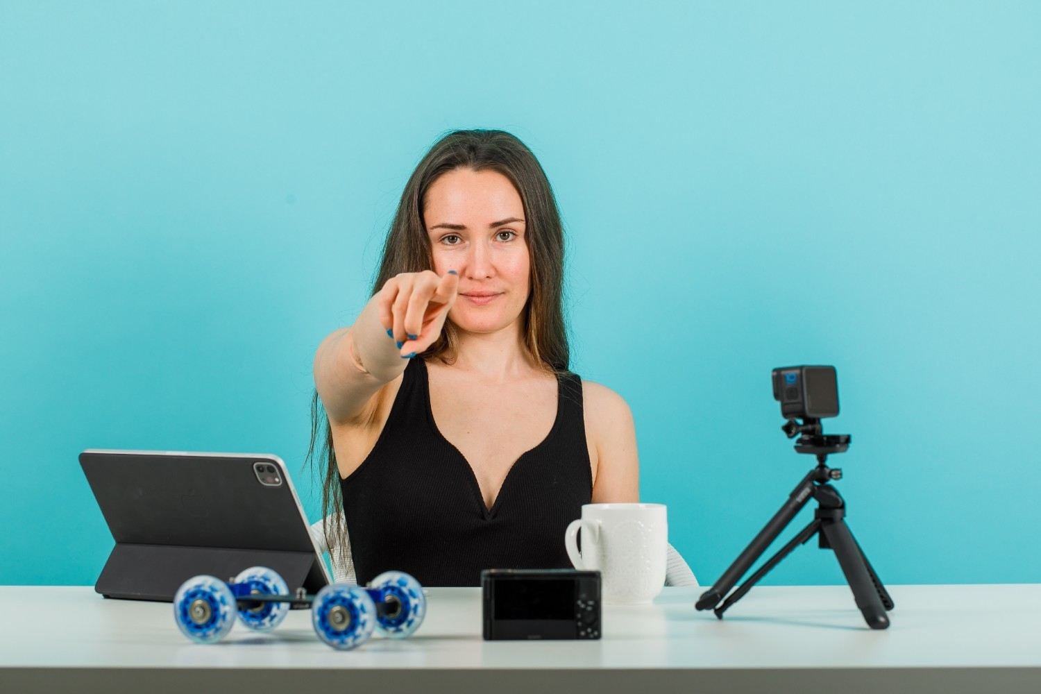 How Can I Make My Webcam Look Better in a Dark Home Office