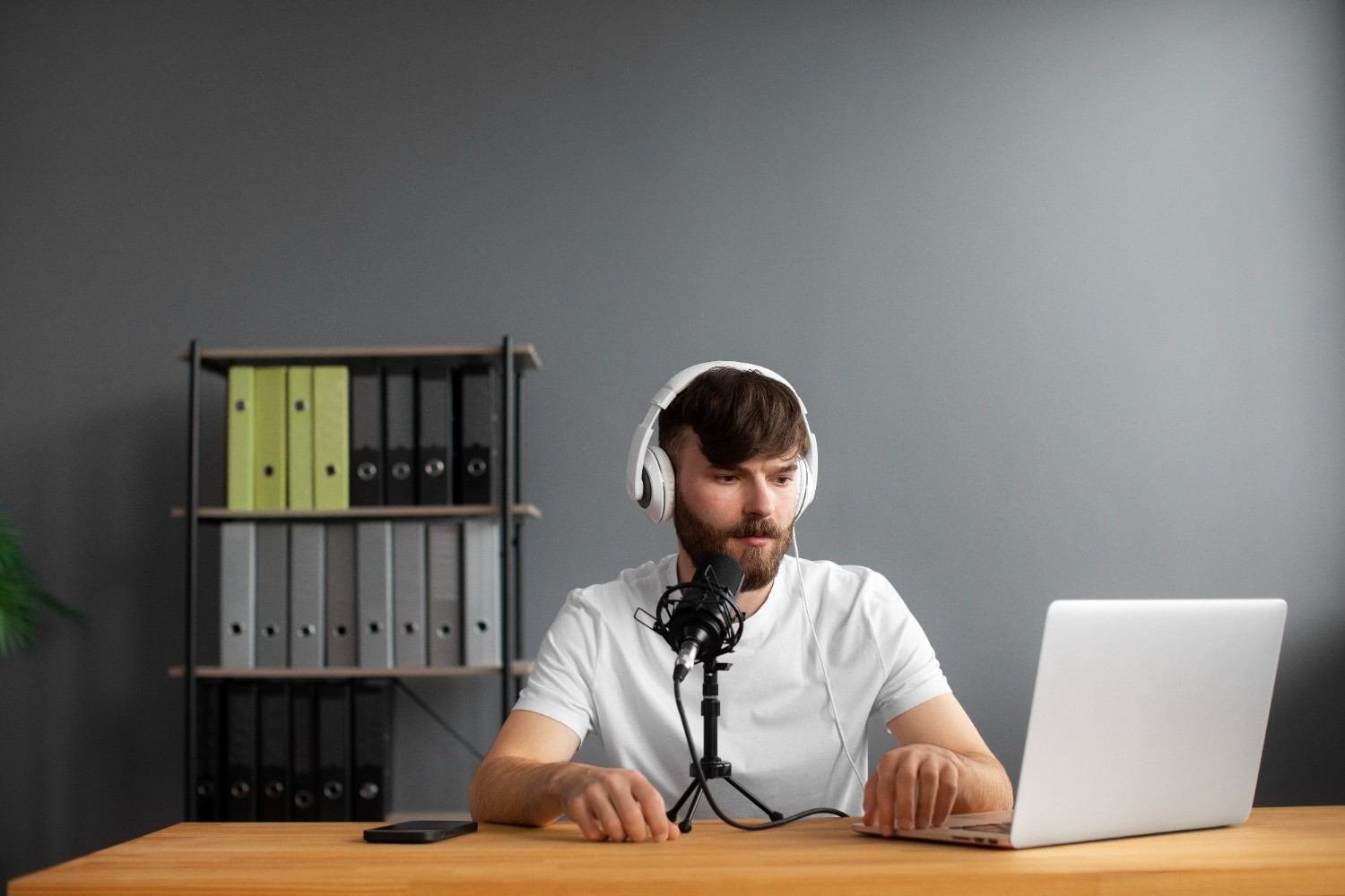 Best USB Microphone for Remote Meetings That Makes Every Call Sound Better